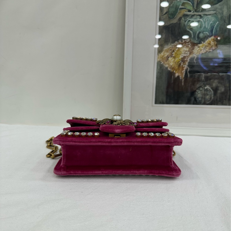 Gucci絲絨水鑽蜜蜂鏈條限量包 閒置-5