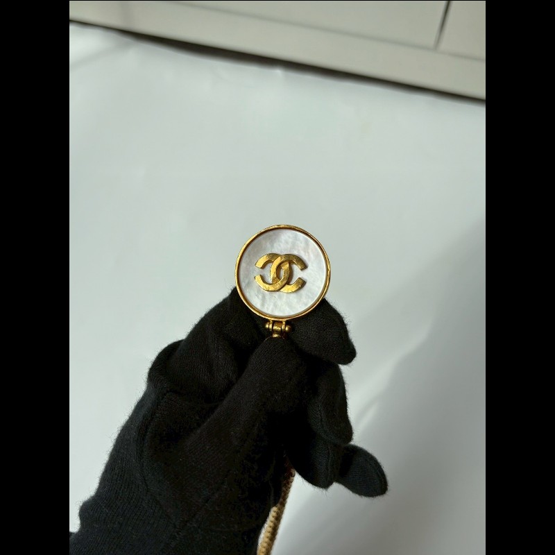 Chanel 金鍊白底圓雙C項鍊-3