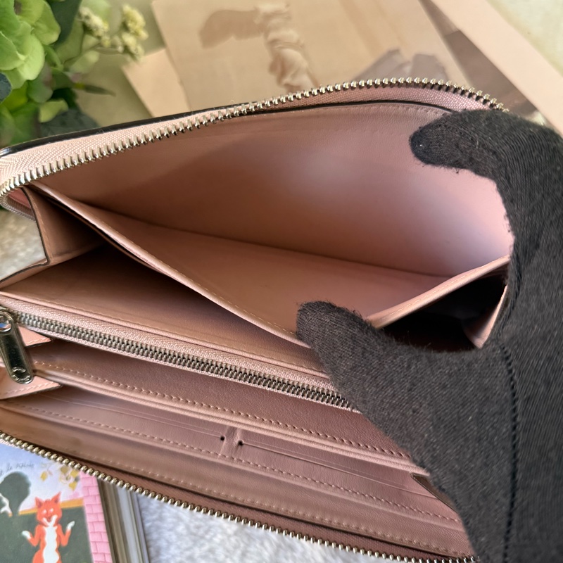 Zippy 雕花洞洞牛皮ㄇ形拉鍊長夾(玫瑰茉莉粉)-3