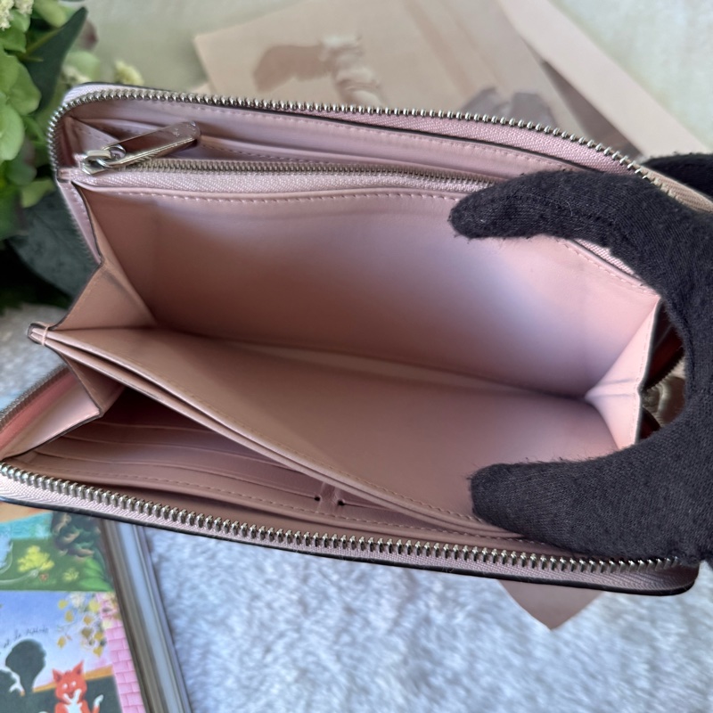 Zippy 雕花洞洞牛皮ㄇ形拉鍊長夾(玫瑰茉莉粉)-6