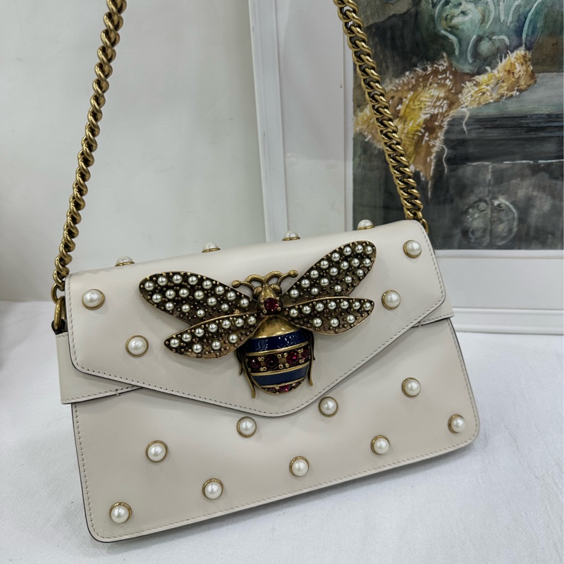 Gucci古馳Broadway小蜜蜂鏈包，白色珍珠裝飾，金色鏈條+紅藍條紋肩帶，楊冪同款 99新近閒置 尺寸25×16×4cm-6