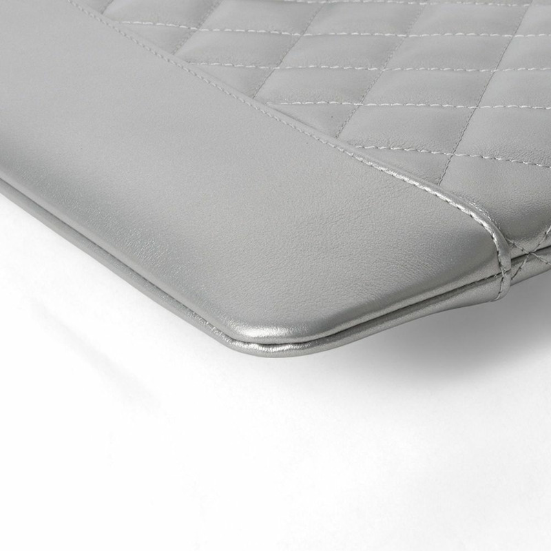 【包稅】CHANEL Gabrielle 手拿包 新款 中/32119- A84287-4