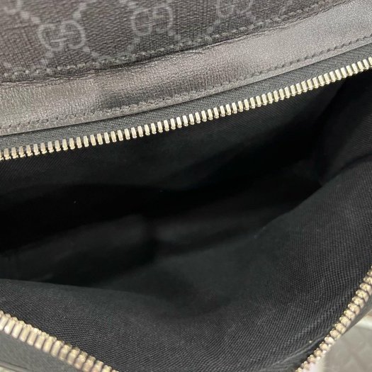 東區正精品㊣GUCCI Interlocking PVC黑灰色拉鍊後背包 RZ6162-6