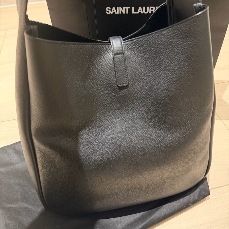 SAINT LAURENT聖羅蘭LE 5 À 7 滑面皮革柔軟大型手提 / 肩背包-3