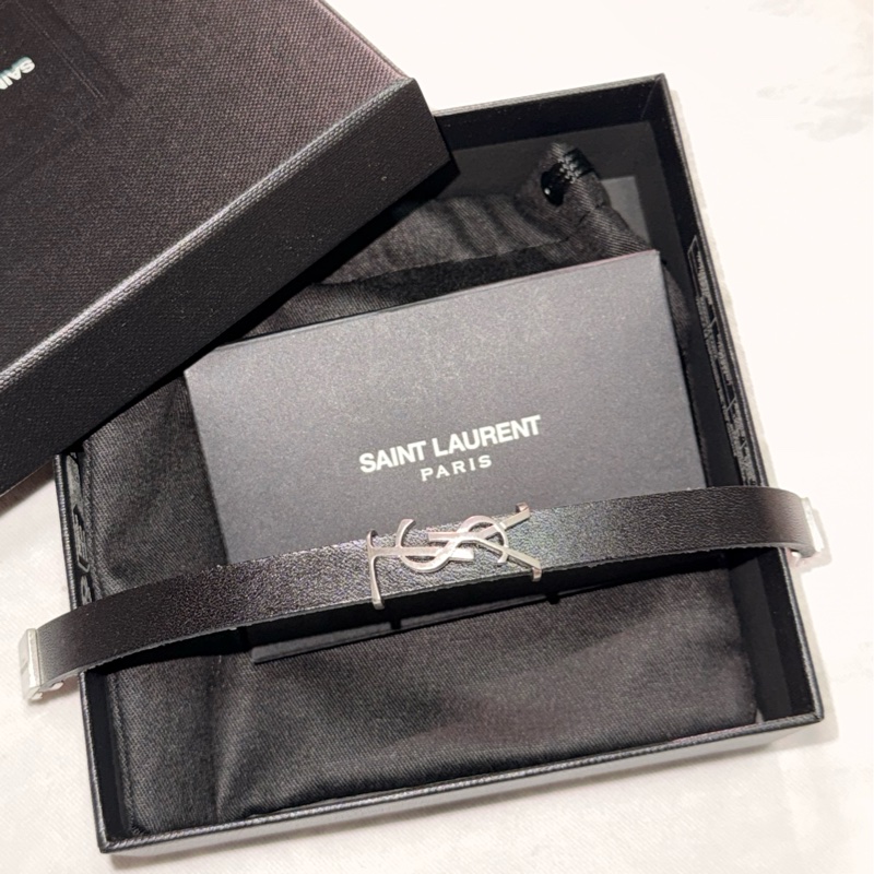 全新僅試戴 YSL CASSANDRE經典黑銀皮革手環 尺寸M-10