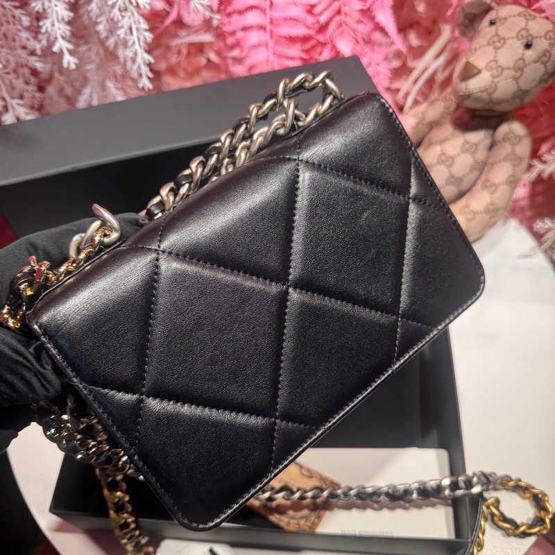Chanel 黑銀19包woc斜背包/王吉娜古董精品-4