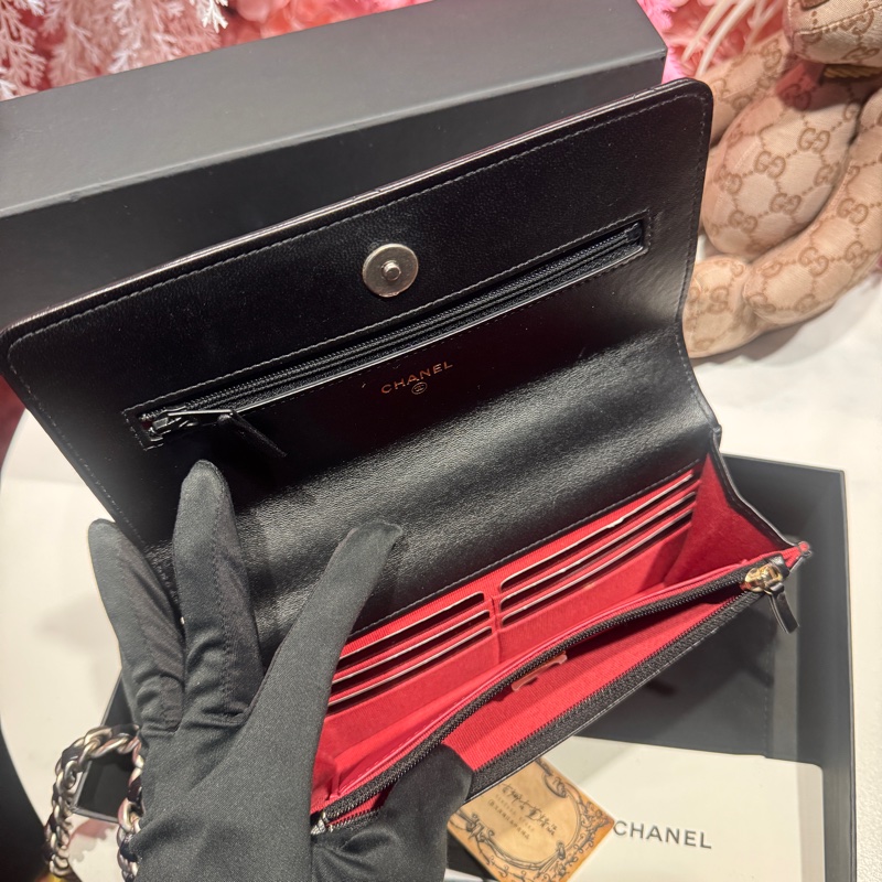 Chanel 黑銀19包woc斜背包/王吉娜古董精品-9