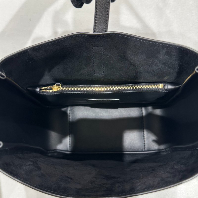 🎉新品好折扣✨Saint Laurent 713938 LE 5 A 7 YSL 柔軟粒面皮革小款 Hobo包 黑色-12