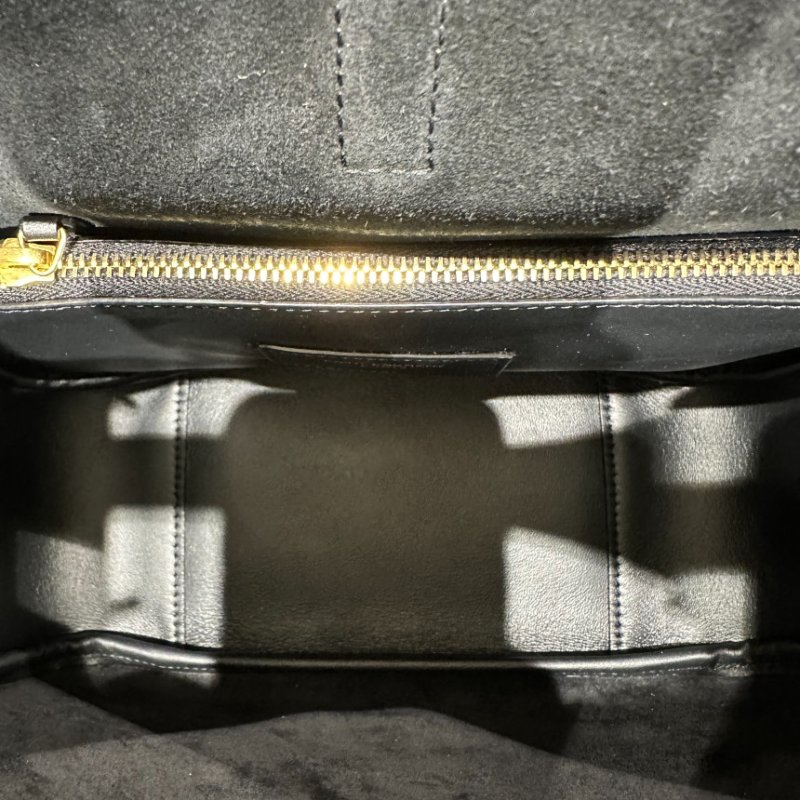 🎉新品好折扣✨Saint Laurent 713938 LE 5 A 7 YSL 柔軟粒面皮革小款 Hobo包 黑色-13