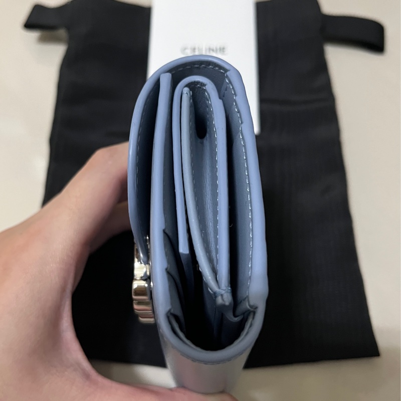 CELINE TRIOMPHE小號翻蓋錢包-12