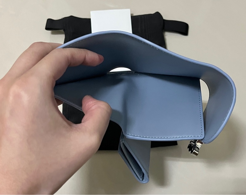 CELINE TRIOMPHE小號翻蓋錢包-18