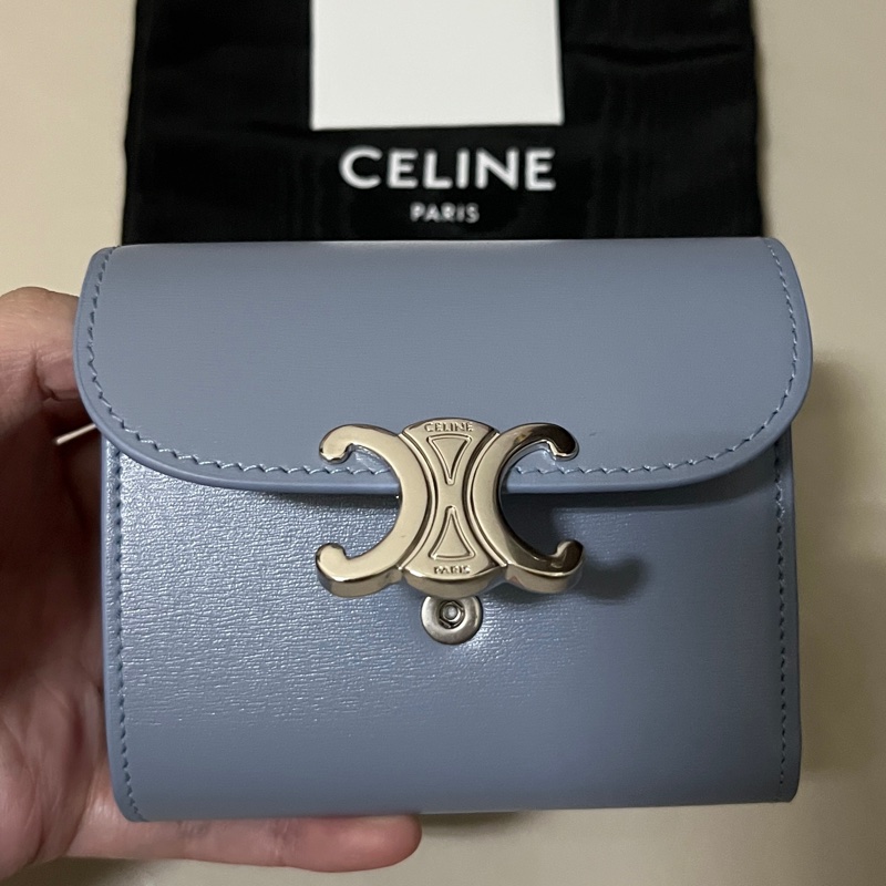 CELINE TRIOMPHE小號翻蓋錢包-19