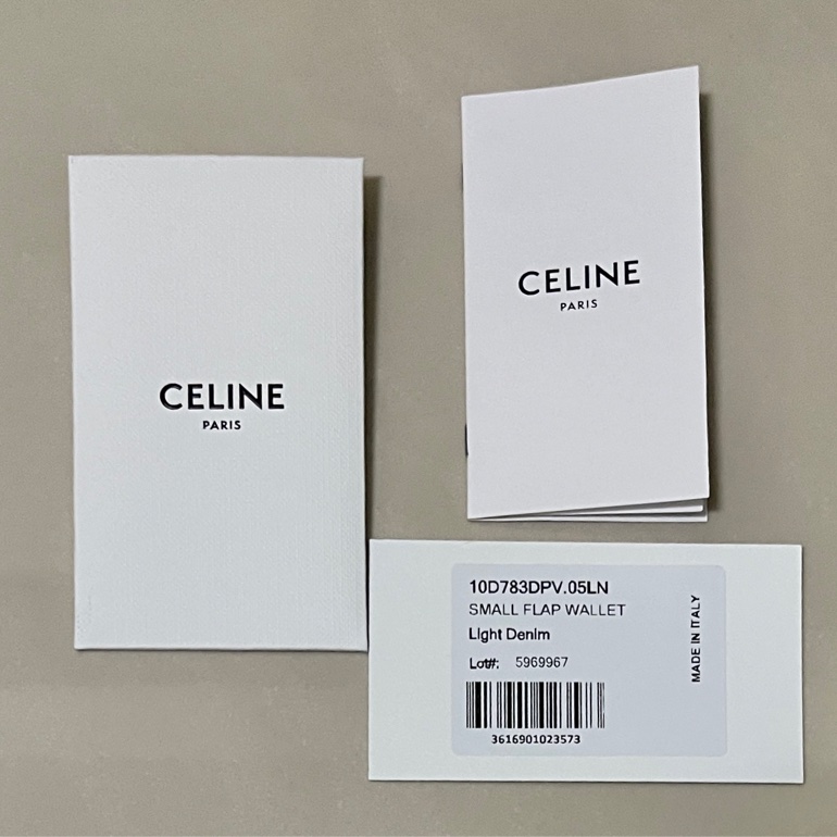 CELINE TRIOMPHE小號翻蓋錢包-21