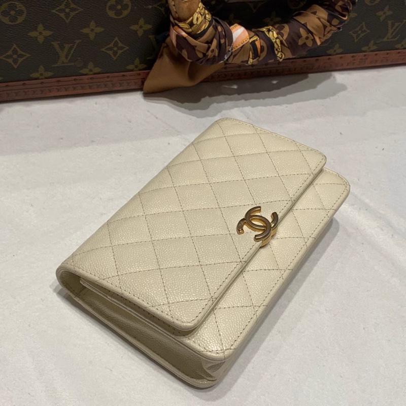 CHANEL CLASSIC WOC-2