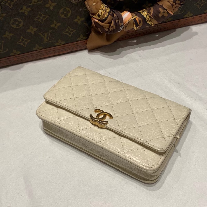 CHANEL CLASSIC WOC-3