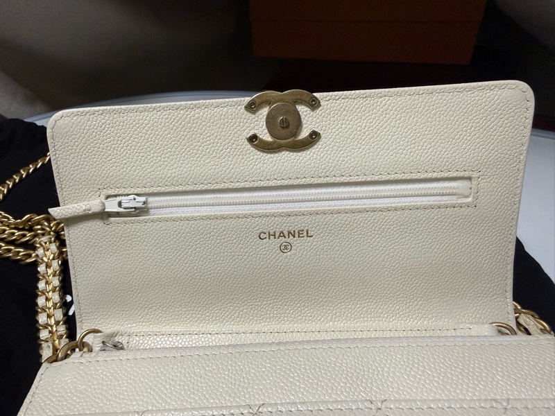CHANEL CLASSIC WOC-5