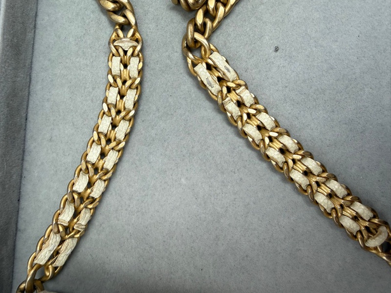 CHANEL CLASSIC WOC-38