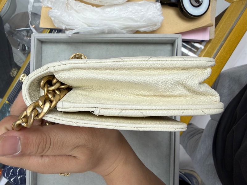 CHANEL CLASSIC WOC-40