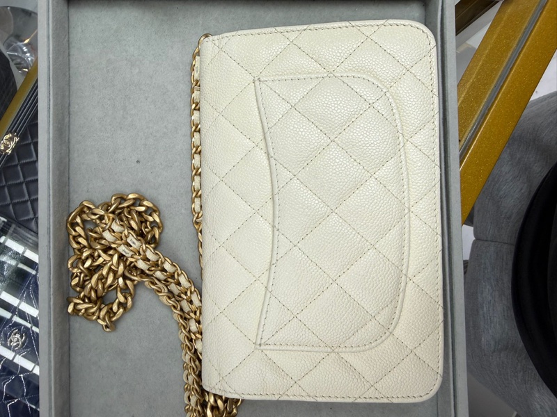 CHANEL CLASSIC WOC-44