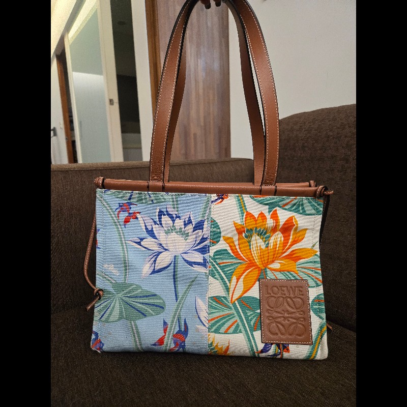 (近新閒置品)LOEWE帆布托特肩揹包-0