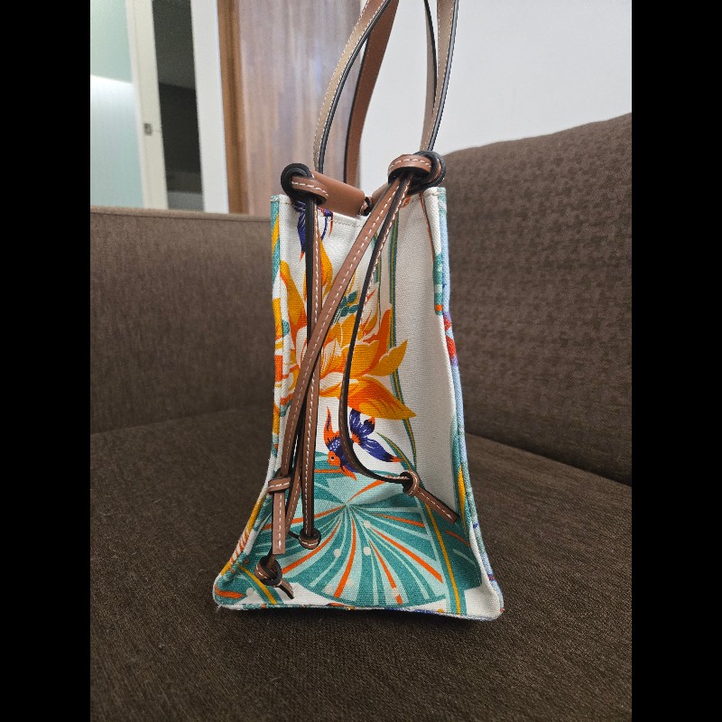 (近新閒置品)LOEWE帆布托特肩揹包-4