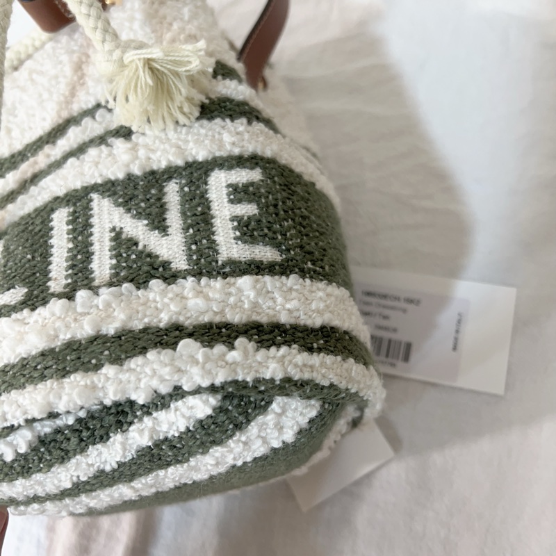 ෆ Celine Bucket抹茶蛋糕卷 絨毛水桶包-15