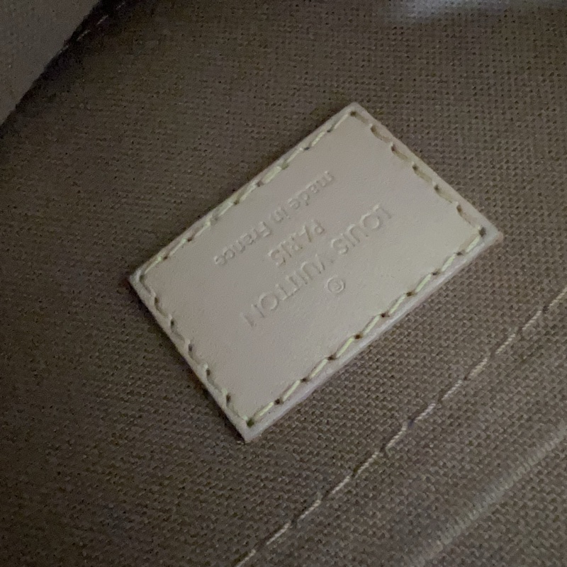 ෆ LV Multi Pochette Accessories五合一麻將包-19