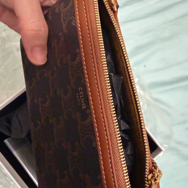 Celine老花 咖啡色 凱旋門金色鏈條包-6
