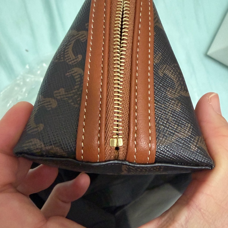 Celine老花 咖啡色 凱旋門金色鏈條包-8