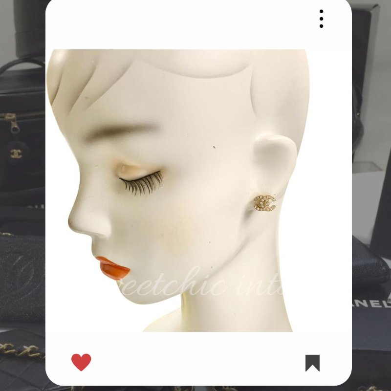 🛍️🎁 26 🔥 1月新品上架 新年💖 罕品💖 香奈兒 Chanel CC 經典金色水鑽耳環 🔥 香奈兒熱賣款 香奈兒經典款 耳環 CHANEL EARRING-3