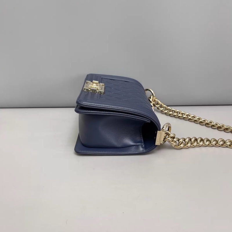 Chanel香奈兒leboy小號牛皮菱格藍金包-3