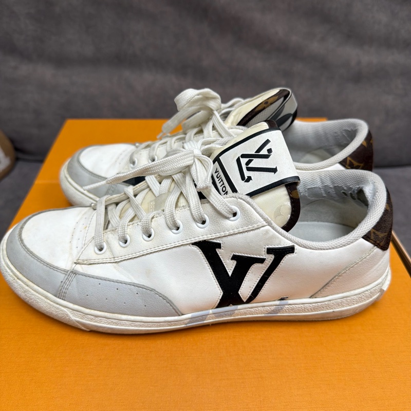 搬家出清‼️LV男休閒鞋 8.5號-2