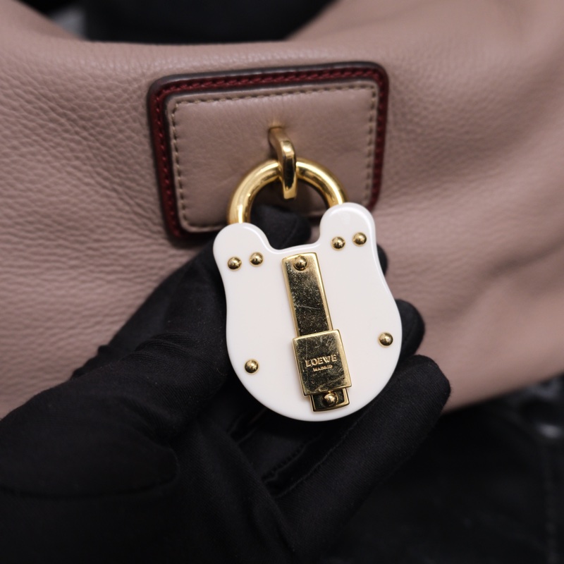 Loewe Leather Shoulder Bag 羅意威中古鎖頭Hobo bag 和尚包-22