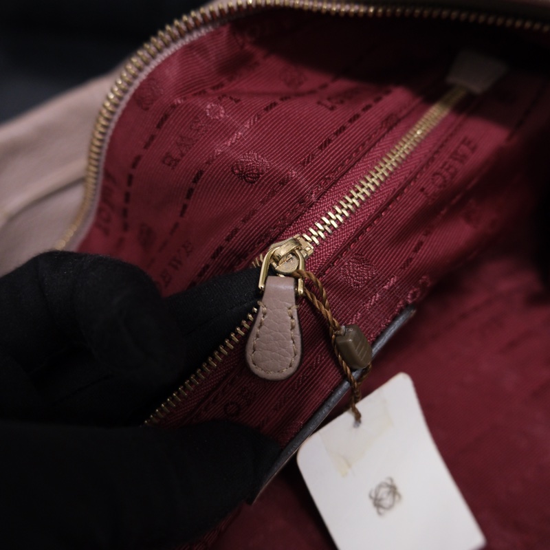 Loewe Leather Shoulder Bag 羅意威中古鎖頭Hobo bag 和尚包-25