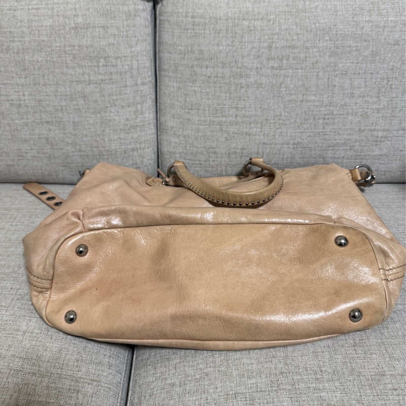 Miumiu水鑽愛心卯釘兩用包💖-7