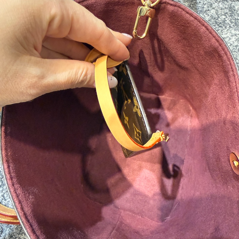 LV水桶手提肩背斜背包-4