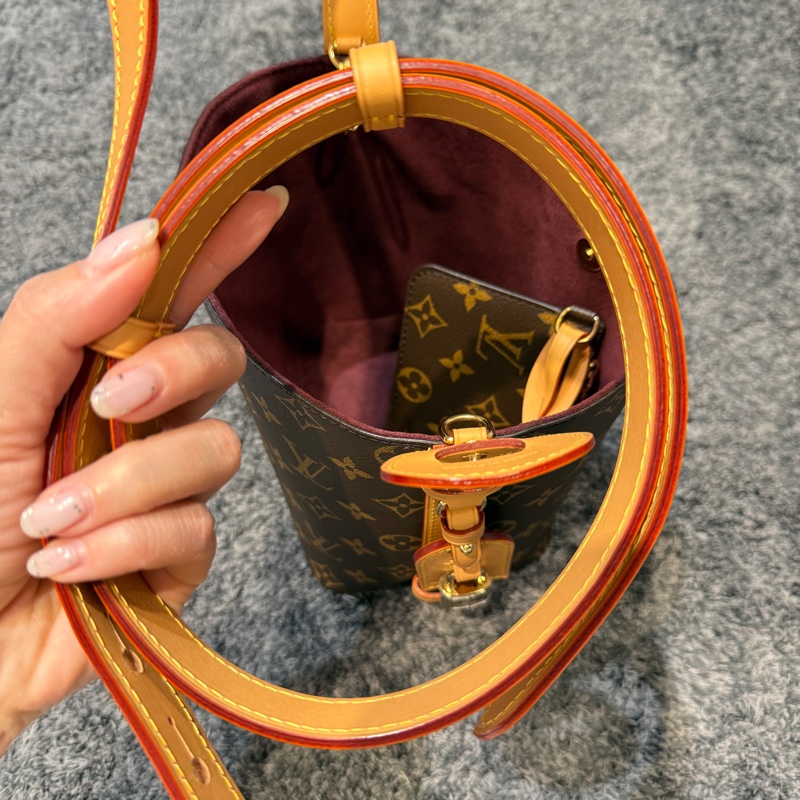 LV水桶手提肩背斜背包-6