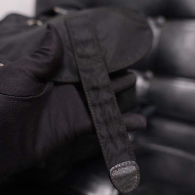 Prada Nylon Vintage Backpack 普拉達中古尼龍書包/背包-11