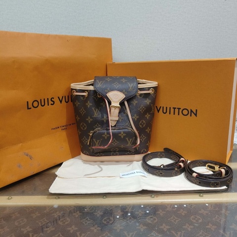 LV老花mini後背包芯片款 25*24*12 全新閒置配件盒子塵袋