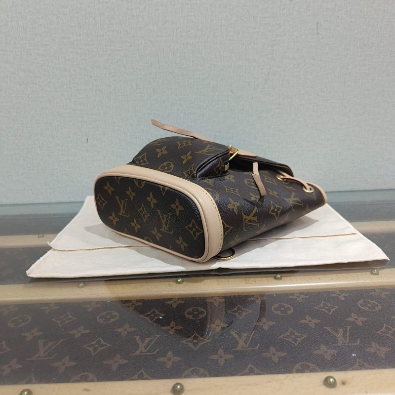 LV老花mini後背包芯片款 25*24*12 全新閒置配件盒子塵袋-2