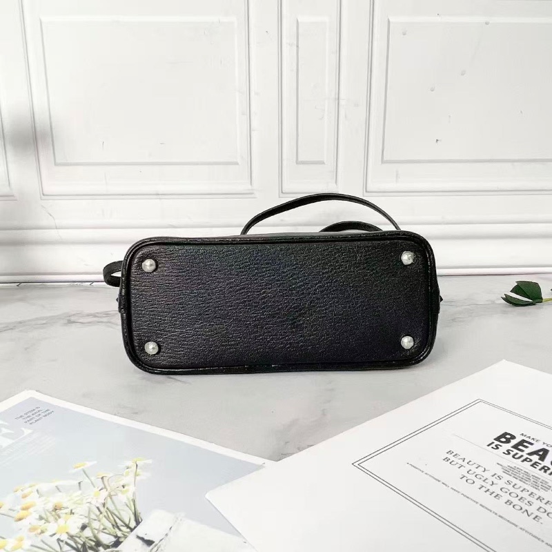 Hermes mini Bolide黑銀保齡球手提肩背包18×14×8  98新配件塵袋-4