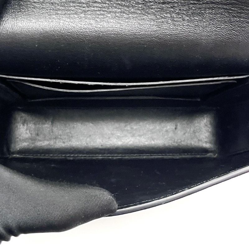 BURBERRY黑銀白色字母肩背斜背郵差包19.5*14*6.5 99新配件盒子塵袋-2