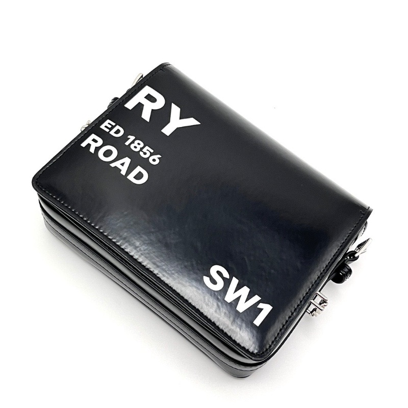 BURBERRY黑銀白色字母肩背斜背郵差包19.5*14*6.5 99新配件盒子塵袋-3