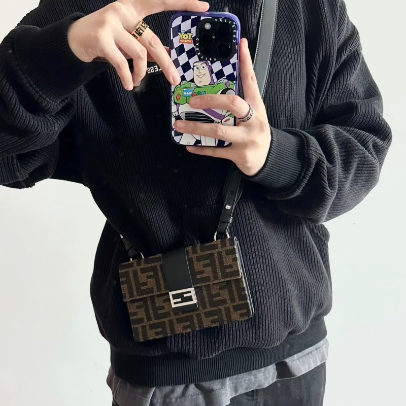 FENDI 經典老花銀扣mini法棍包16.5*10*1.5 98新配件塵袋-0