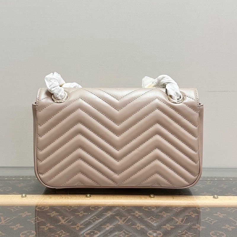 GUCCI 新款Marmont 26金扣肩背斜背鏈條包26*15*7 全新閒置配件盒子塵袋購證-6