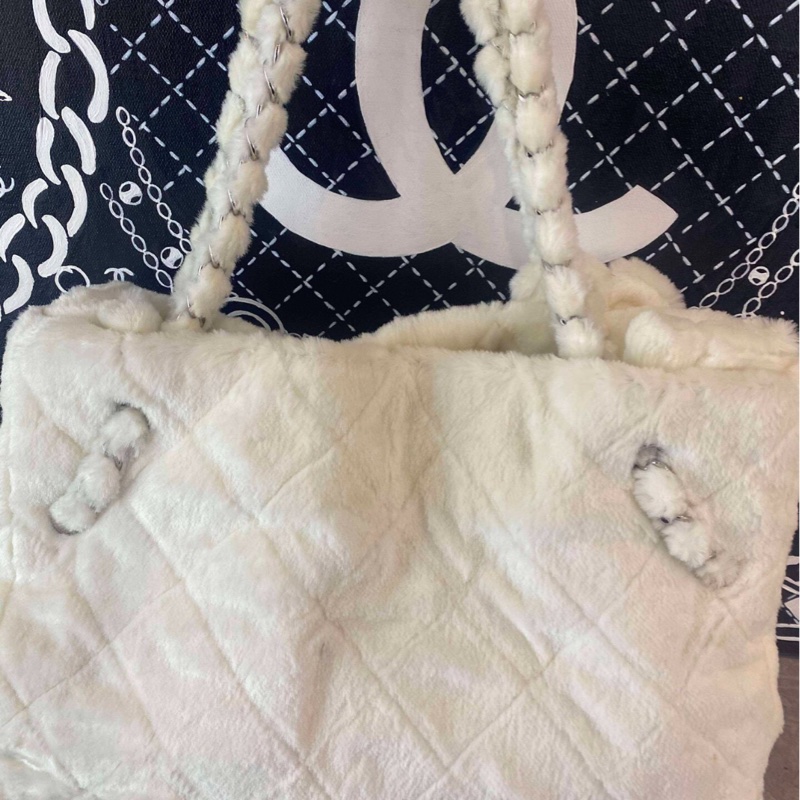 【檢漏價✨ 全網最低價！】Chanel 兔毛鏈條包 仙氣飄飄-1
