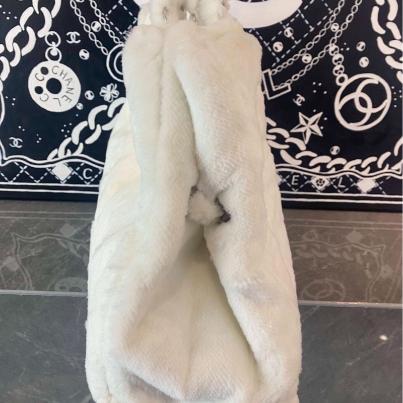 【檢漏價✨ 全網最低價！】Chanel 兔毛鏈條包 仙氣飄飄-3