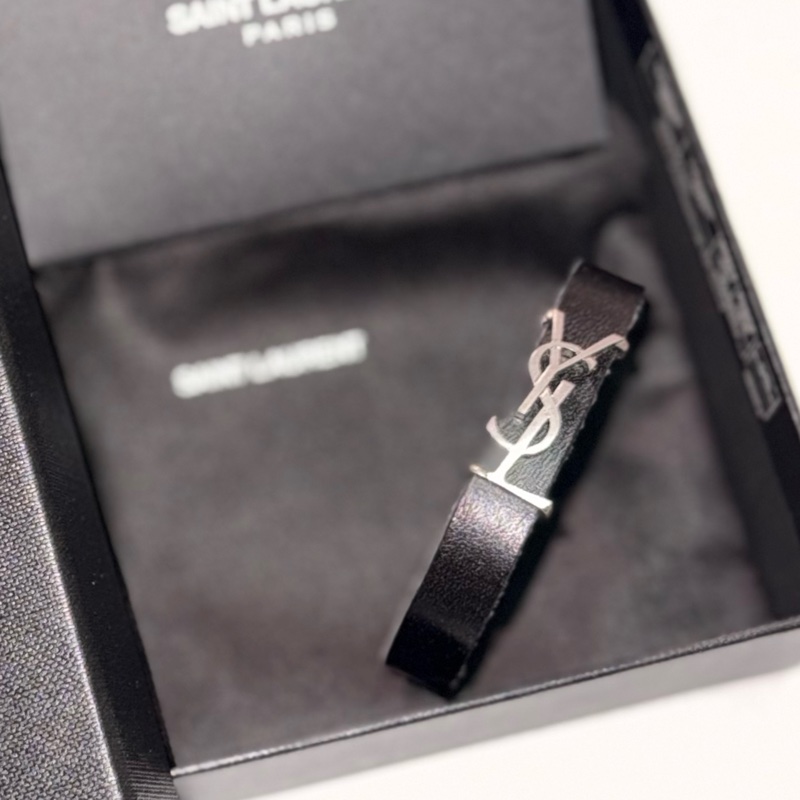 全新僅試戴 YSL CASSANDRE經典黑銀皮革手環 尺寸L-2