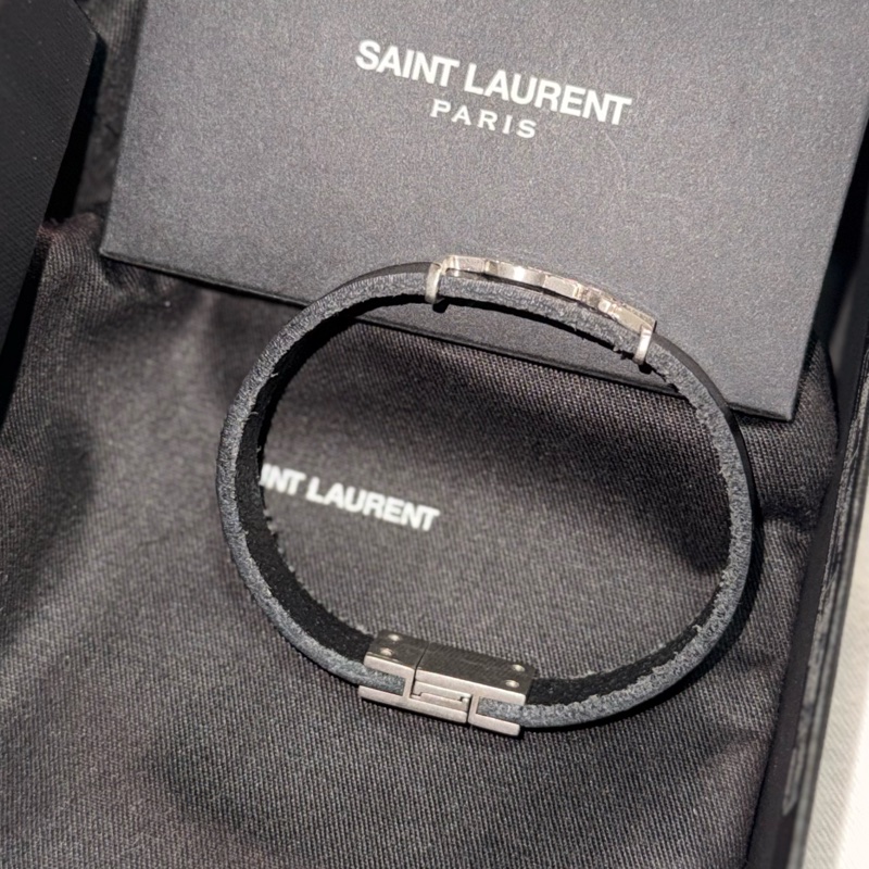 全新僅試戴 YSL CASSANDRE經典黑銀皮革手環 尺寸L-3