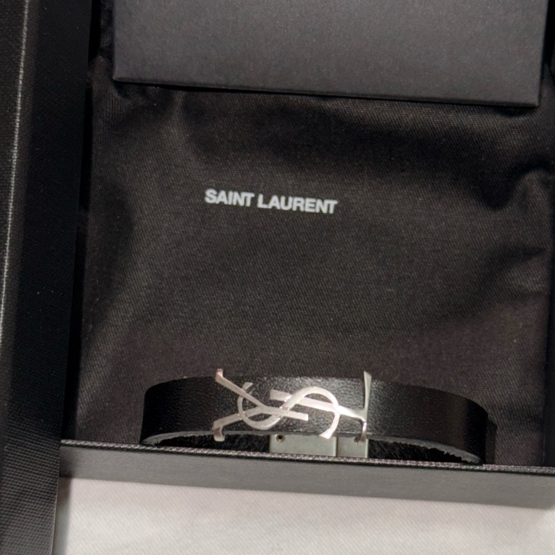 全新僅試戴 YSL CASSANDRE經典黑銀皮革手環 尺寸L-5